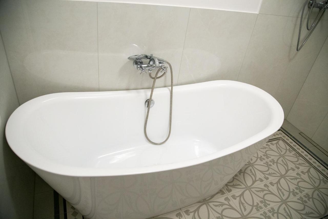 Velky 3-Izbovy Apartman Bratislava-Stare Mesto Εξωτερικό φωτογραφία