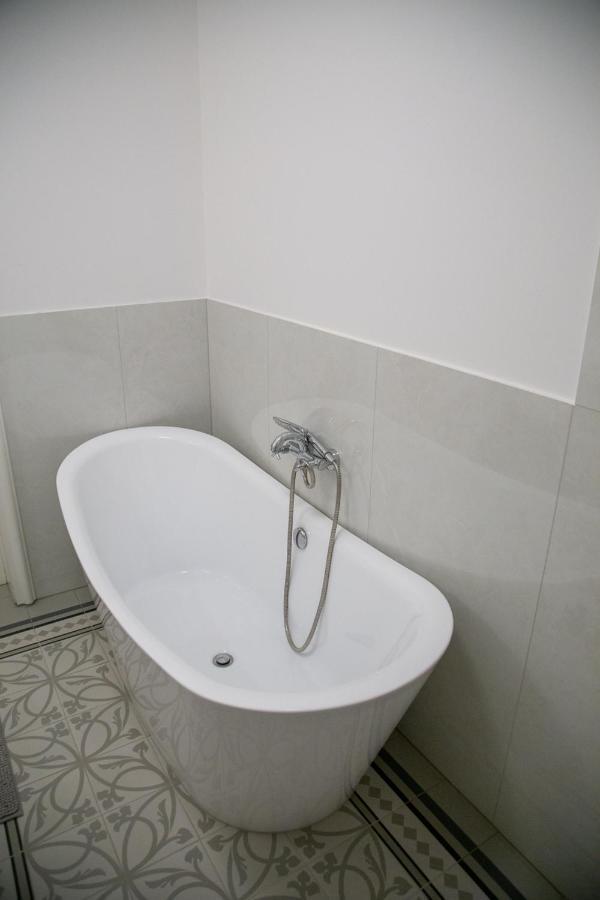 Velky 3-Izbovy Apartman Bratislava-Stare Mesto Εξωτερικό φωτογραφία